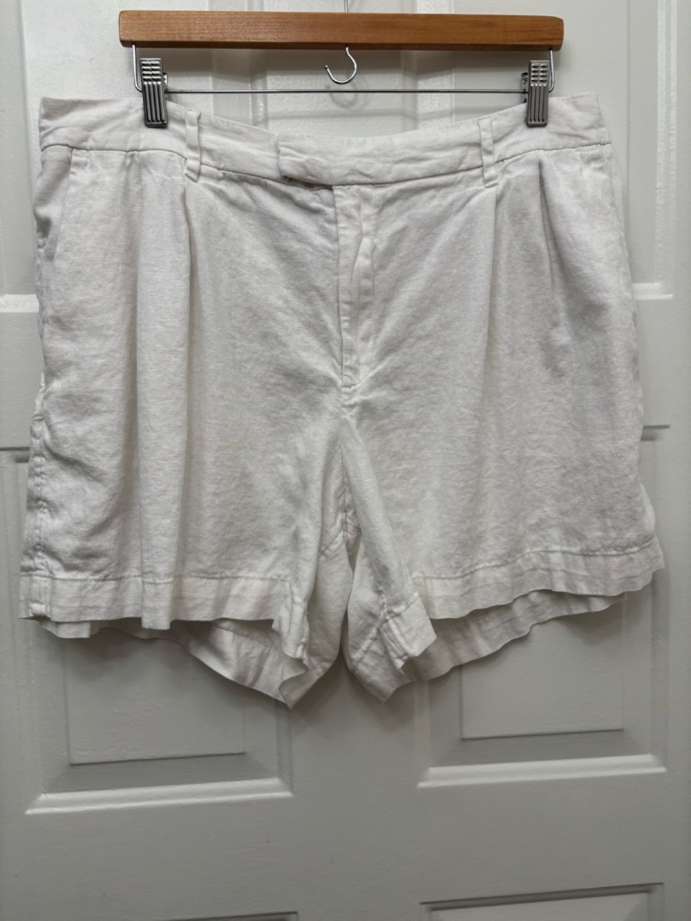 a new day White Linen-Blend Pleated Women's Shorts